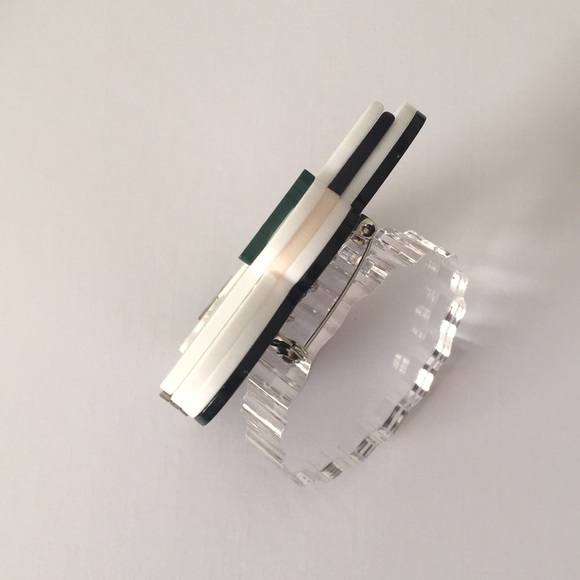 ๐50% OFF/3+...Young Lady in Summer Outfit Brooch (Green/White) - Picture 9 of 13